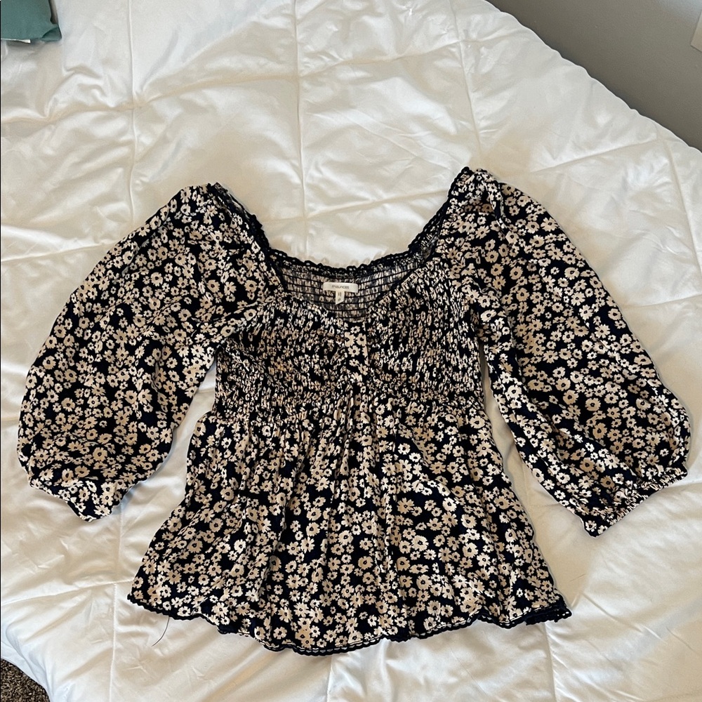 Maurices Black and Cream Floral Blouse